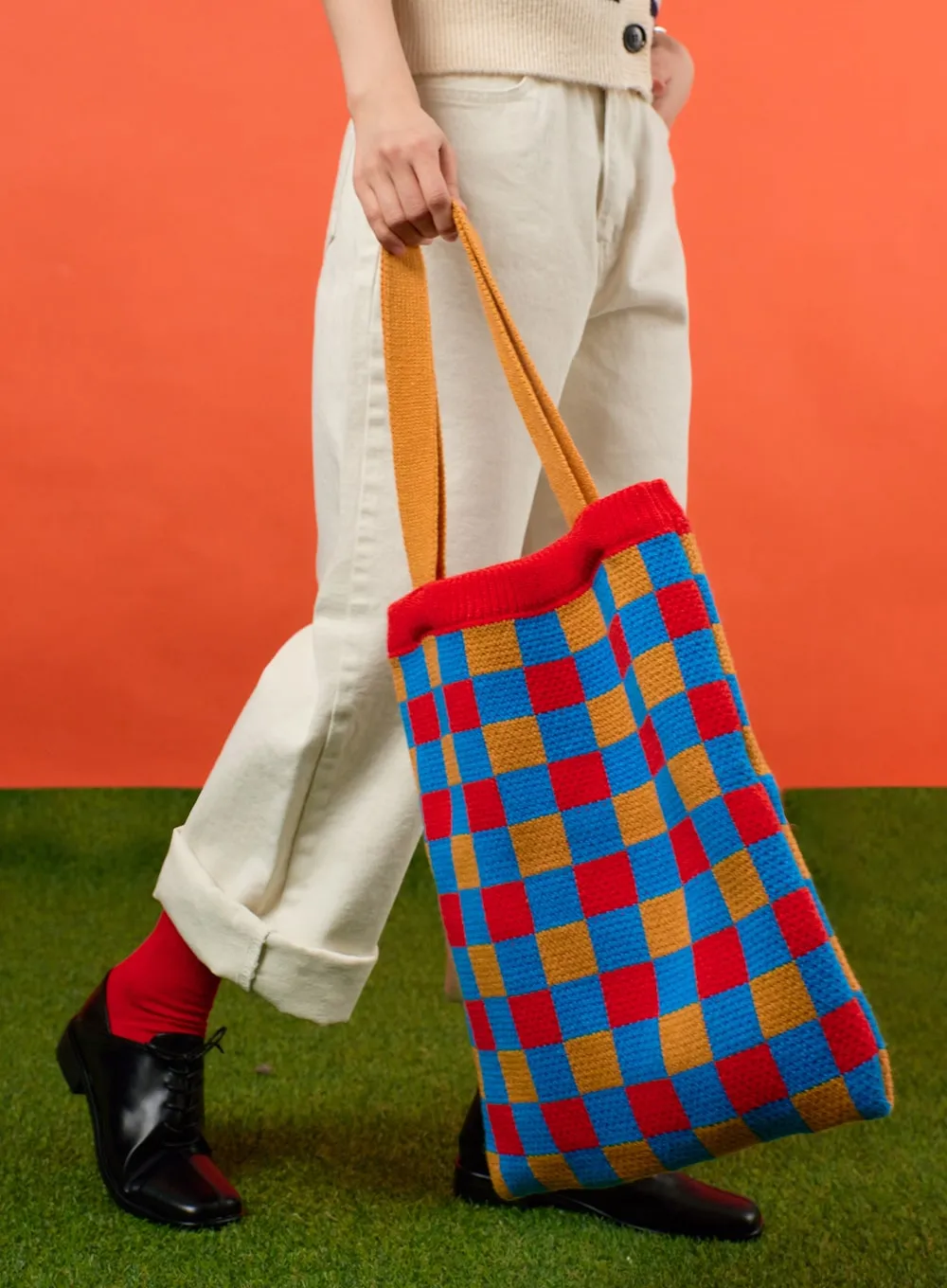 Checkered Embroidered Tote Bag OF405