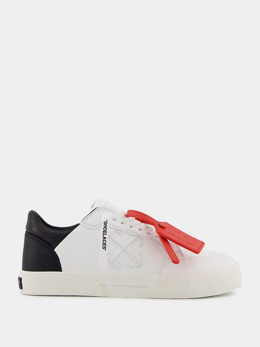 Contrasting-Tag Leather Sneakers