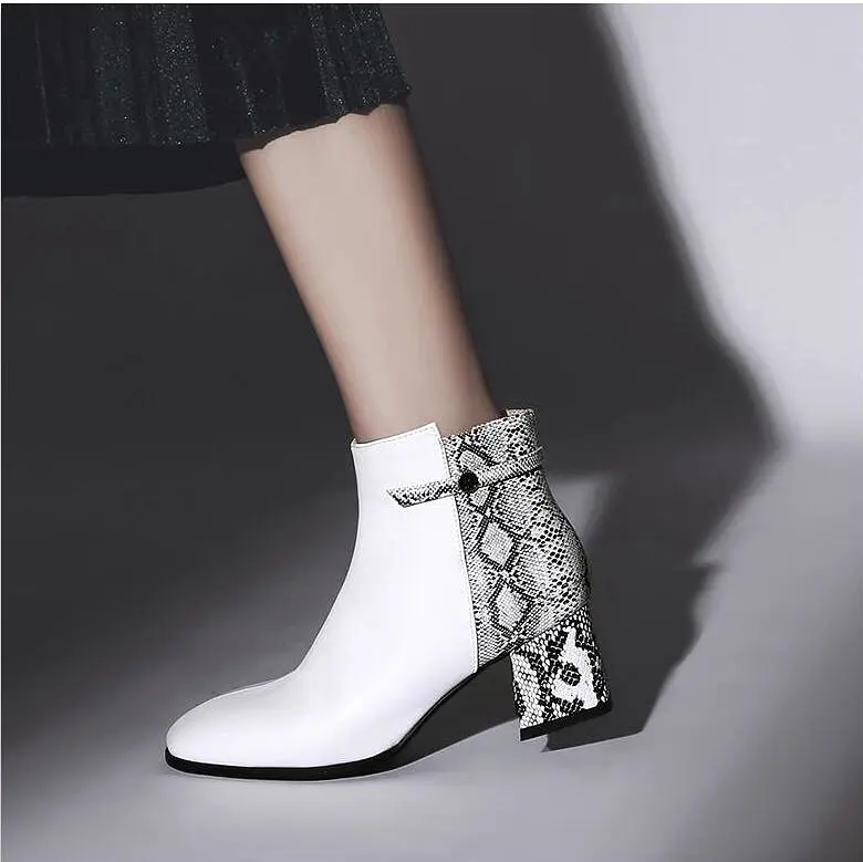 Emei Ankle Boots