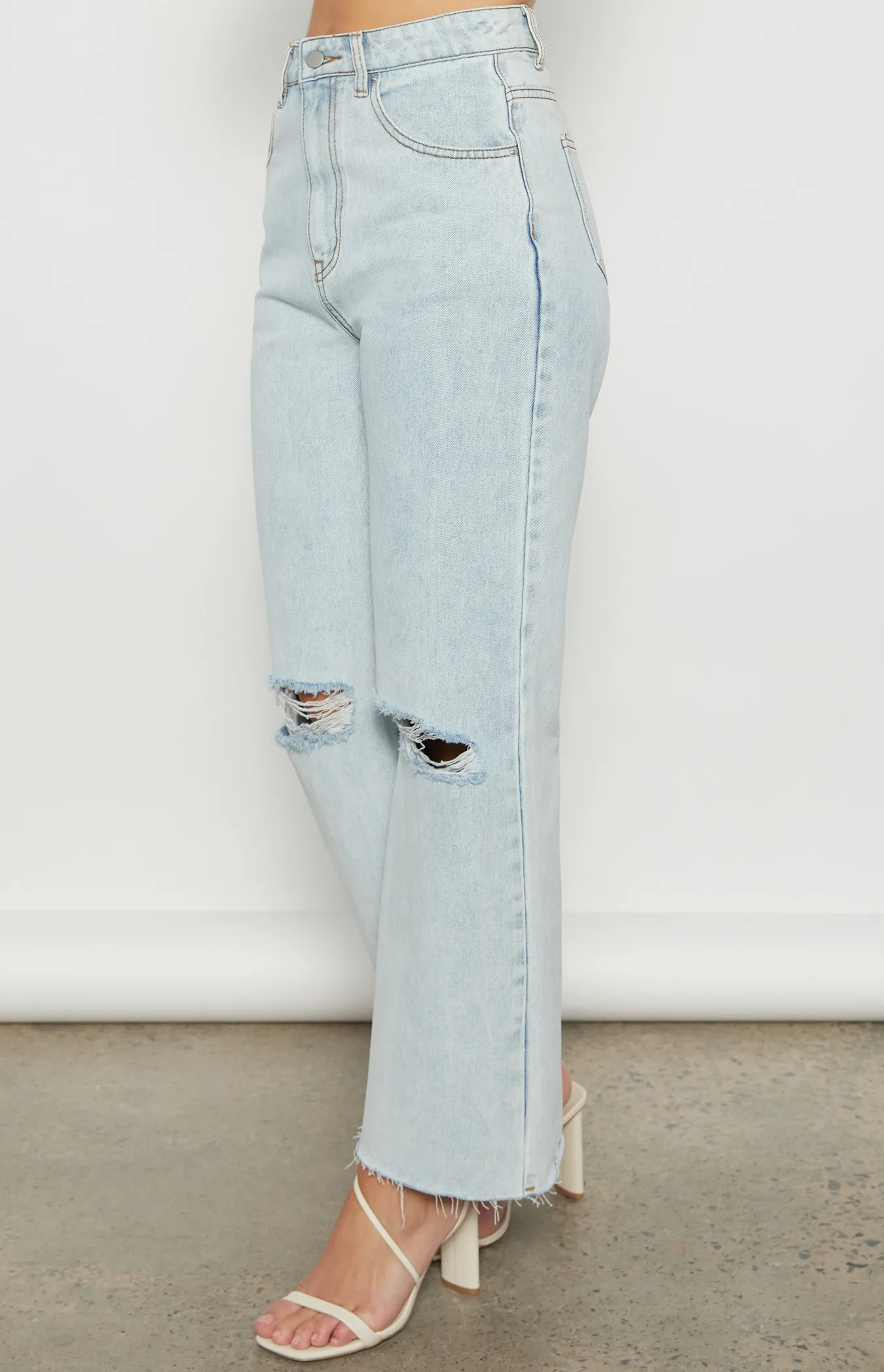 High Waisted Ripped Detail Denim Jeans (WDM608)