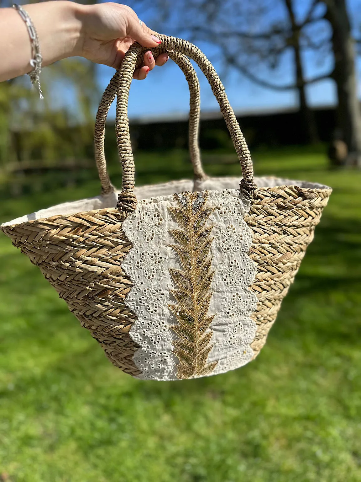 Natural Luxury Sequin Leaf Lace Tote Bag