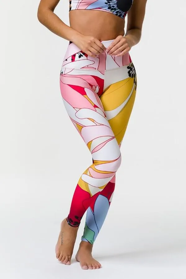 ONZIE // HIGH RISE GRAPHIC LEGGING - FLOWER CHILD