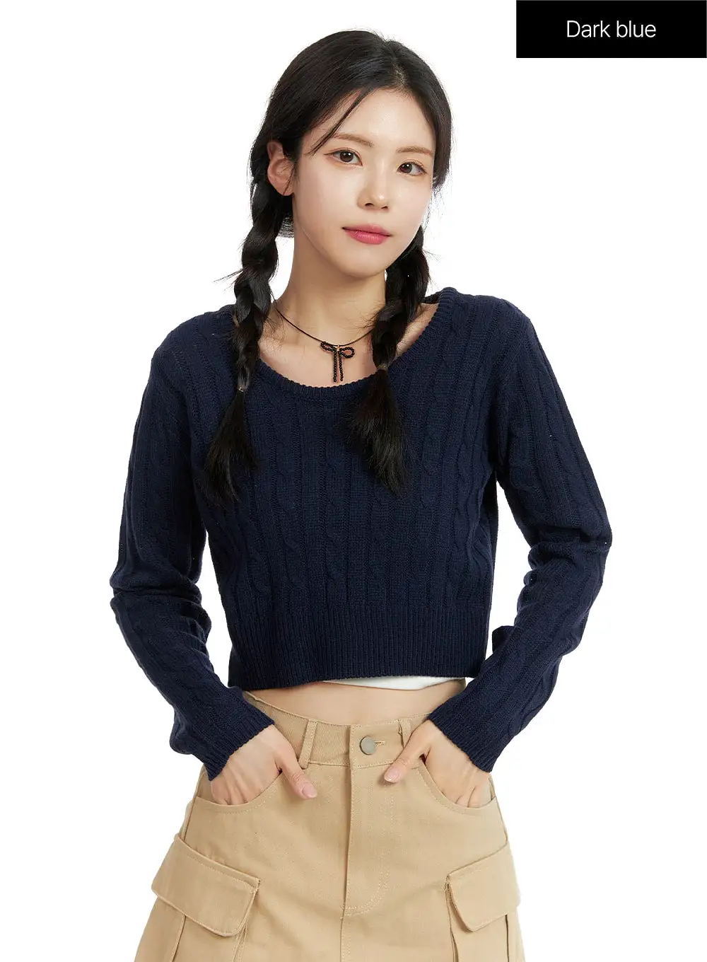 Round Neck Crop Cable Sweater OF408