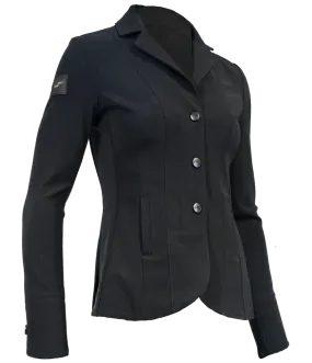 Struck Women's WJX Show Jacket: Black