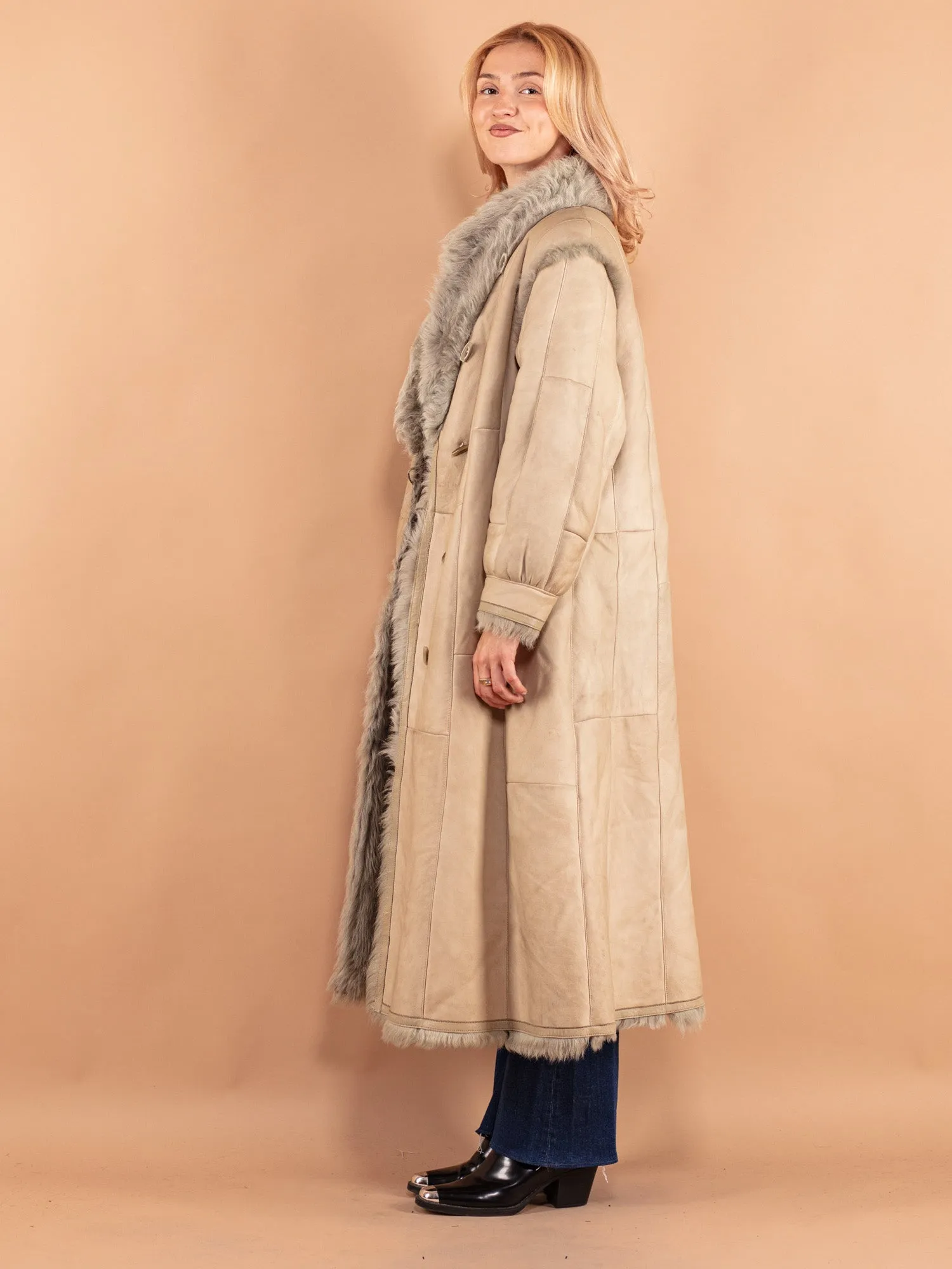 Vintage 80's Women Sheepskin Coat in Beige