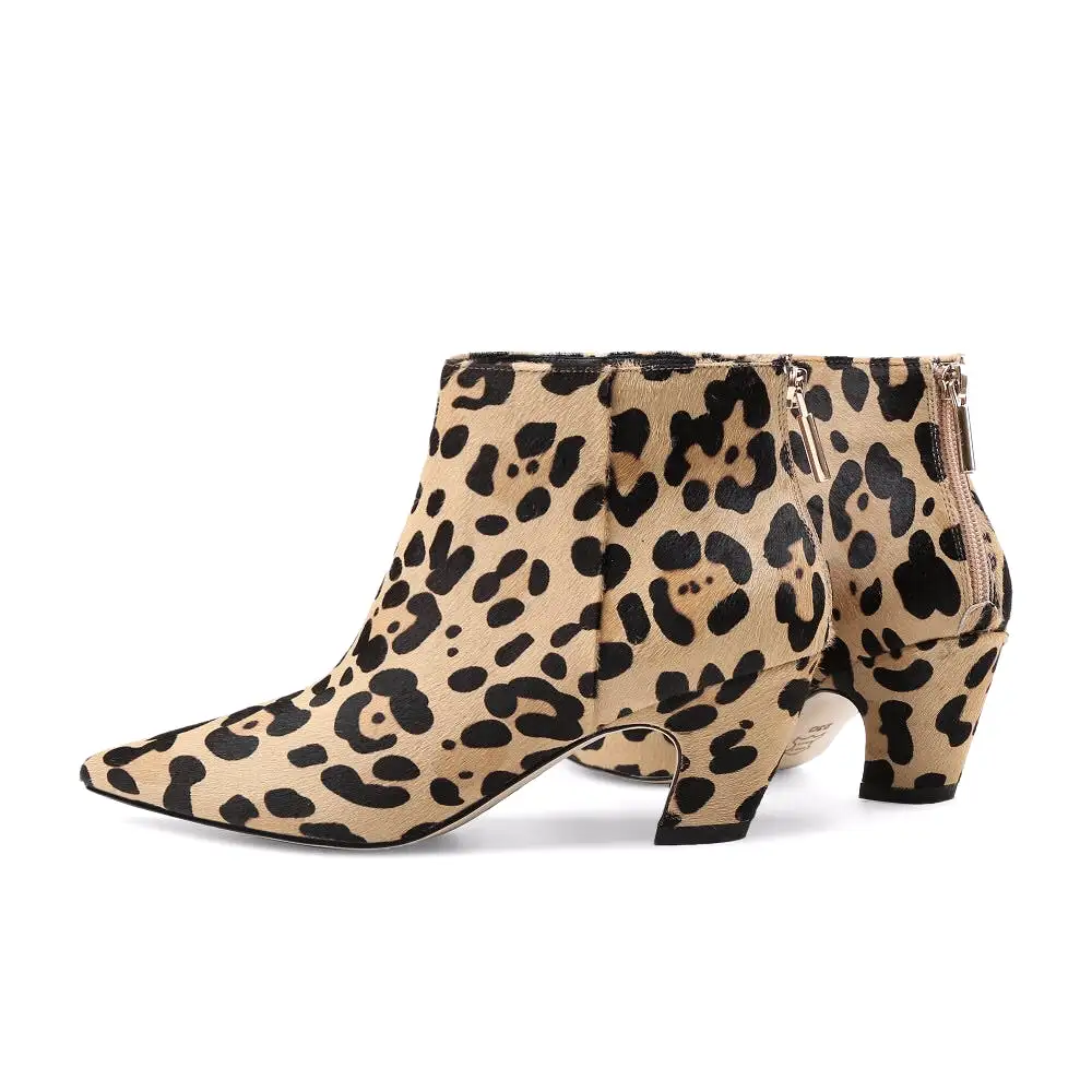 Wutai Leopard Boots